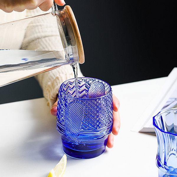 COLORED KOI FISH-SHAPED GLASS CUP SET