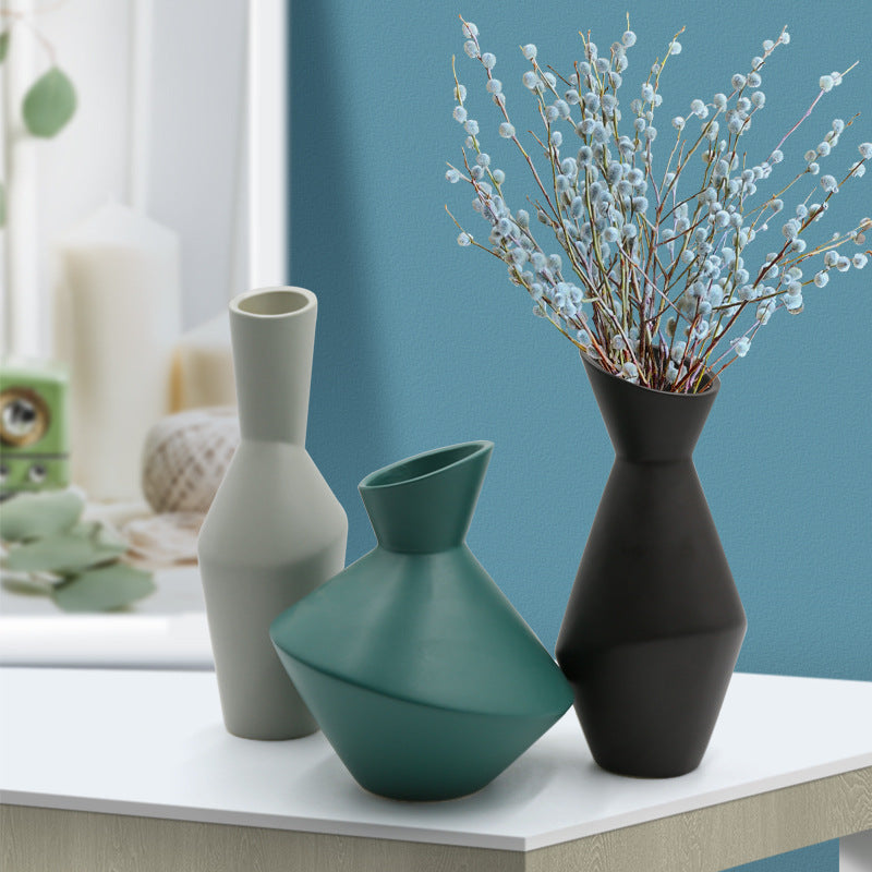 RAYNE ABSTRACT CERAMIC VASES