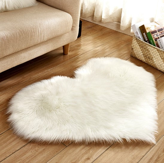 SOFT FAUX SHEEPSKIN AREA RUGS