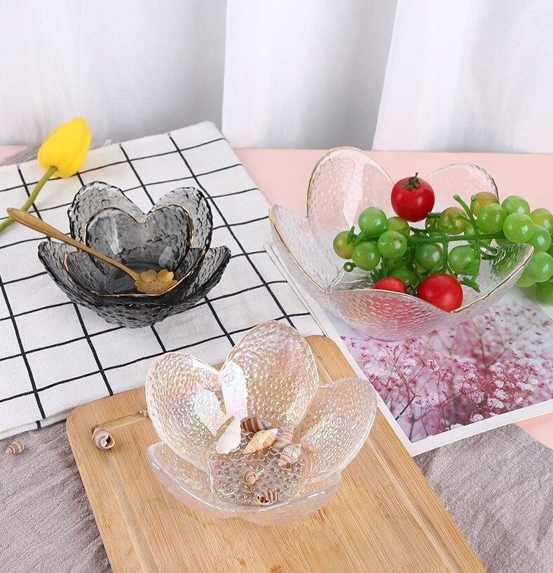 TEXTURED GLASS FLOWER PETAL BOWLS