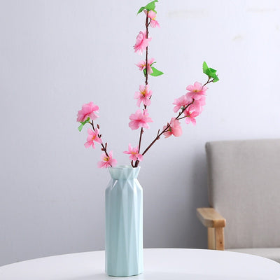 ANGULAR GEOMETRIC FLOWER VASE