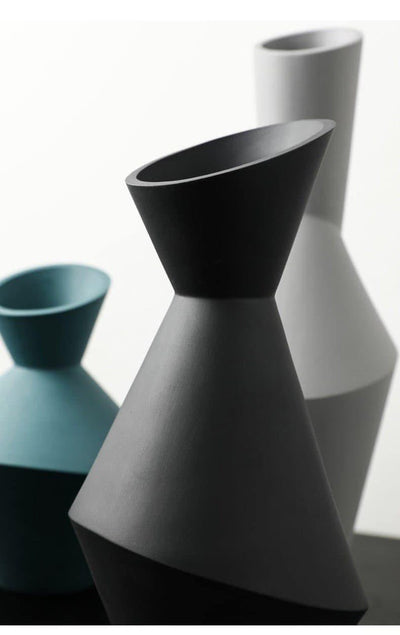 RAYNE ABSTRACT CERAMIC VASES