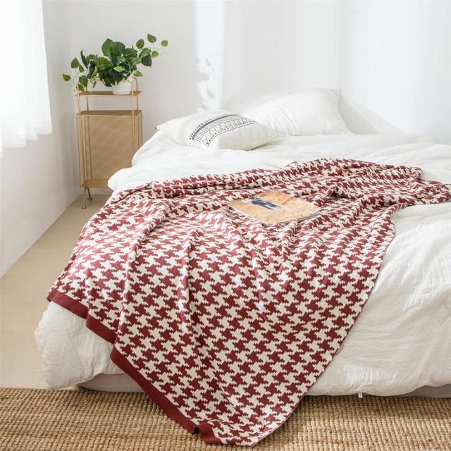 HOUNDSTOOTH THROW BLANKET