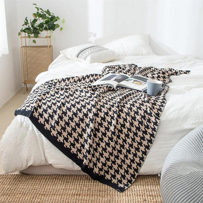 HOUNDSTOOTH THROW BLANKET