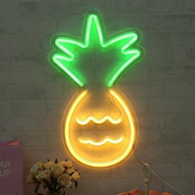 PINEAPPLE NEON WALL ART