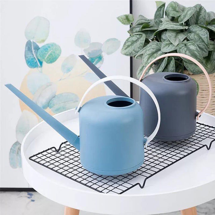 GOOSENECK WATERING CAN WITH STRAP