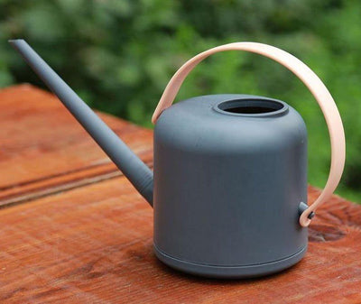 GOOSENECK WATERING CAN WITH STRAP