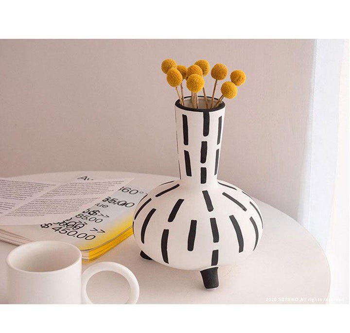 TRIBAL SPOTS CERAMIC ACCENTS & VASES