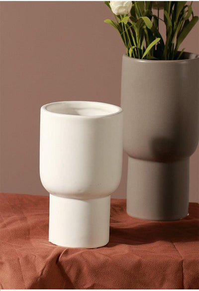 TAUPE MONOCHROME CERAMIC VASE