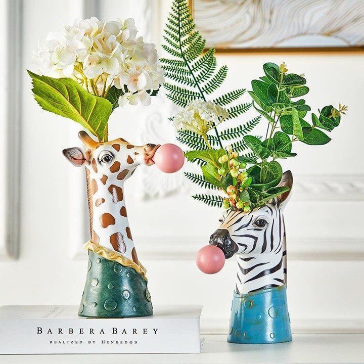 BUBBLEGUM ANIMAL VASE