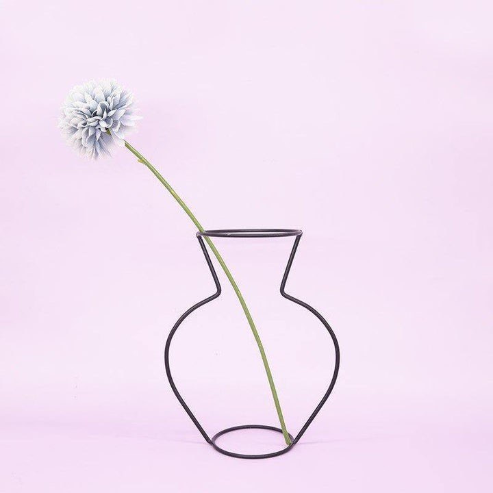 MINIMAL IRON LINE VASE HOLDER