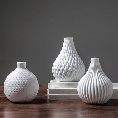 TEXTURED RAINDROP VASES